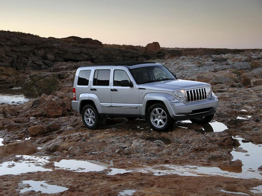  Jeep Cherokee Limited 3.7L (KK) 2007 года  (фото 30 из 31)